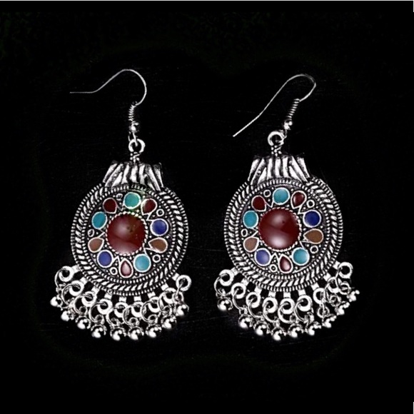 Beautiful Boho Style Earrings! - Picture 1 of 3